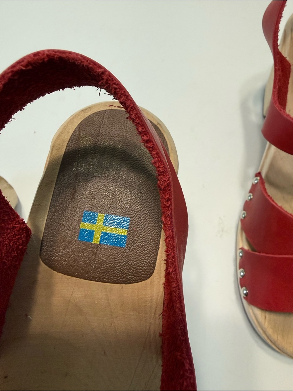 Mia Gertrude Red Leather Swedish Wooden Clog Sandals Open Toe Ankle Strap Sz 39 - Picture 13 of 16